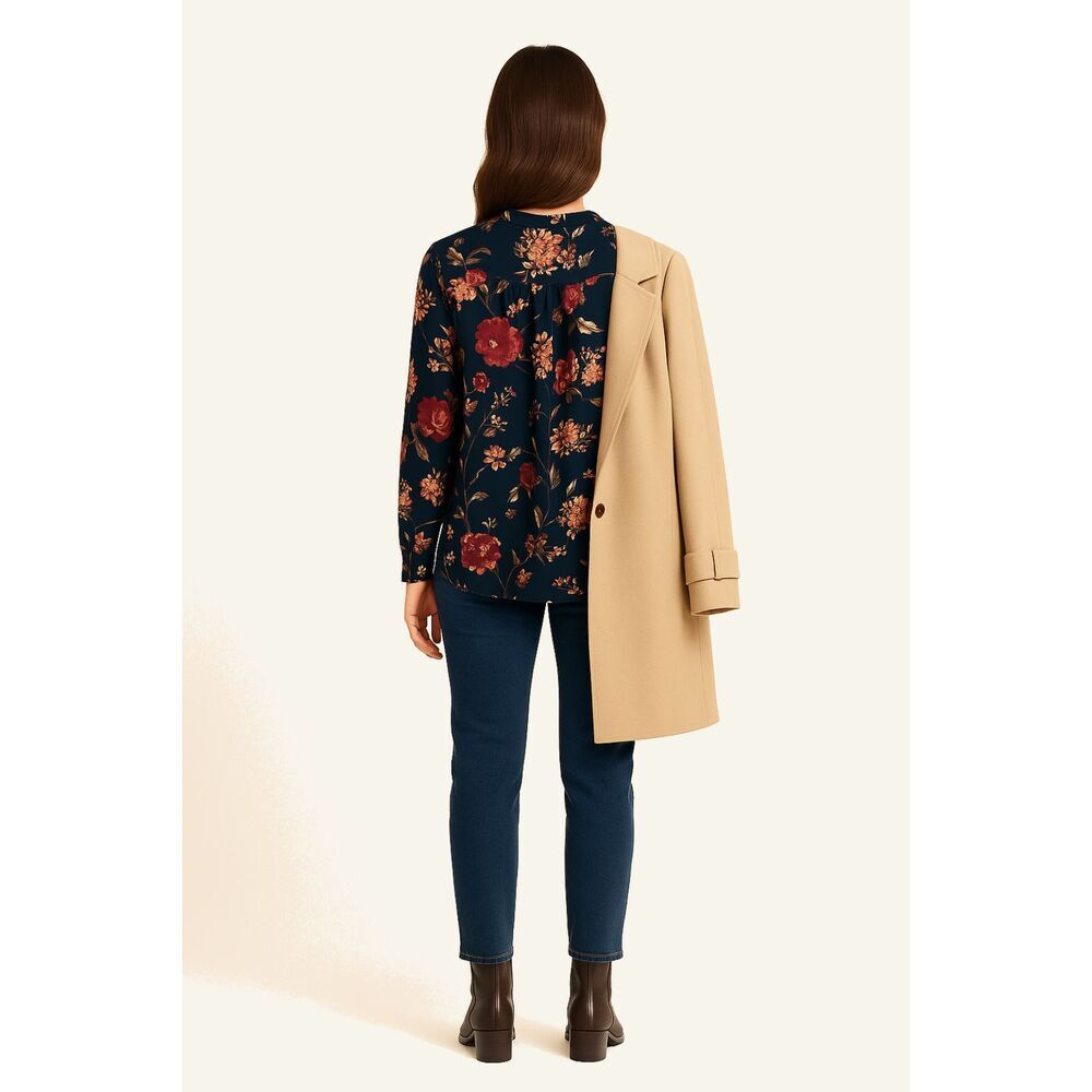Lara | Navy Floral Print V-Neck Long Sleeve Blouse Size M | EUC - Picture 2 of 13